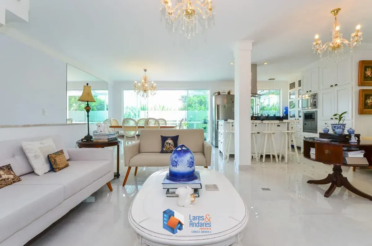 Imagem Casa em condomínio para venda em Brooklin com 4 quartos, sendo 4 suítes, 270.53m²