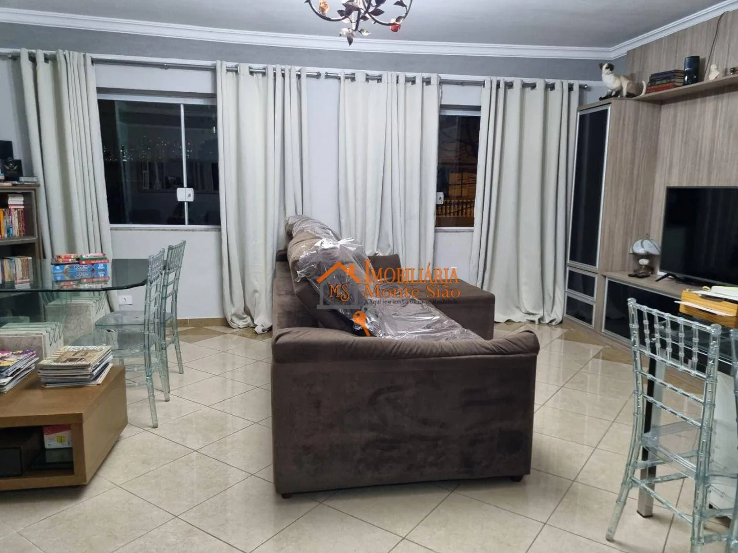 Imagem Sobrado com 4 dormitórios à venda, 300 m² por R$ 3.000.000,00 - Jardim Santa Cecília - Guarulhos/SP