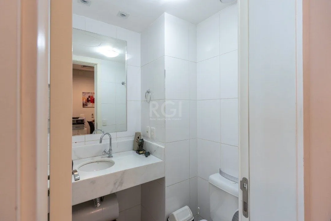 Imagem Conjunto/Sala para Venda - 210m², 0 dormitórios, 5 vagas - Cristal