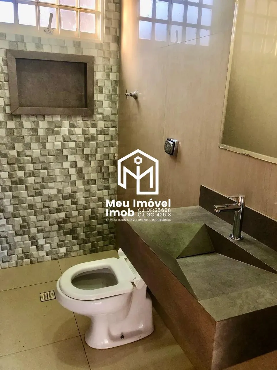 Imagem Casa 3 Quartos 3 Suítes 4 Vagas 400m² Vicente Pires DF