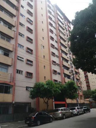 Foto do imóvel Apartamento com 3 Quartos para Alugar, 170 m² em Batista Campos - Belém