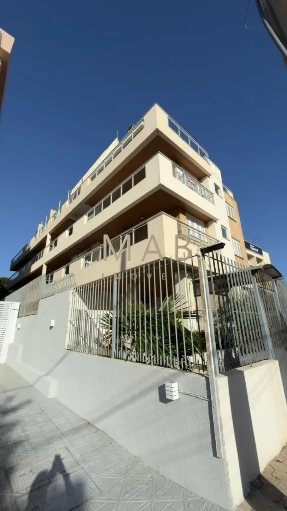 Foto do imóvel Venda de Apartamento de Luxo em Florianópolis-SC, Ingleses do Rio Vermelho - 3 Quartos, 3 Salas, 2 Banheiros, 2 Vagas - 213m²