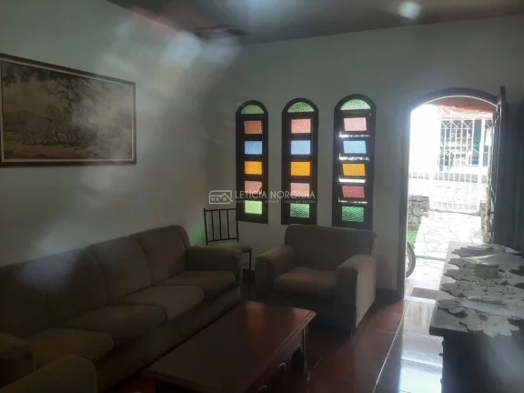 Imagem Casa à Venda