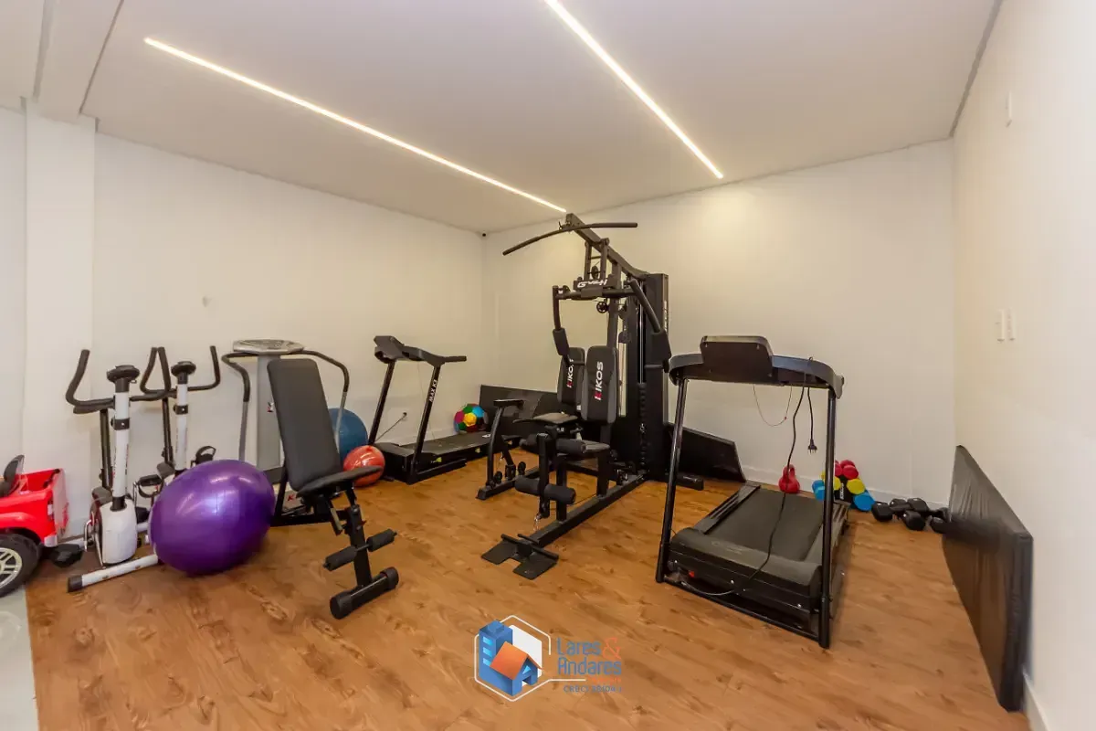 Imagem Casa no condomínio Condomínio Reserva 8 para venda com 3 quartos, sendo 3 suítes, 514m²