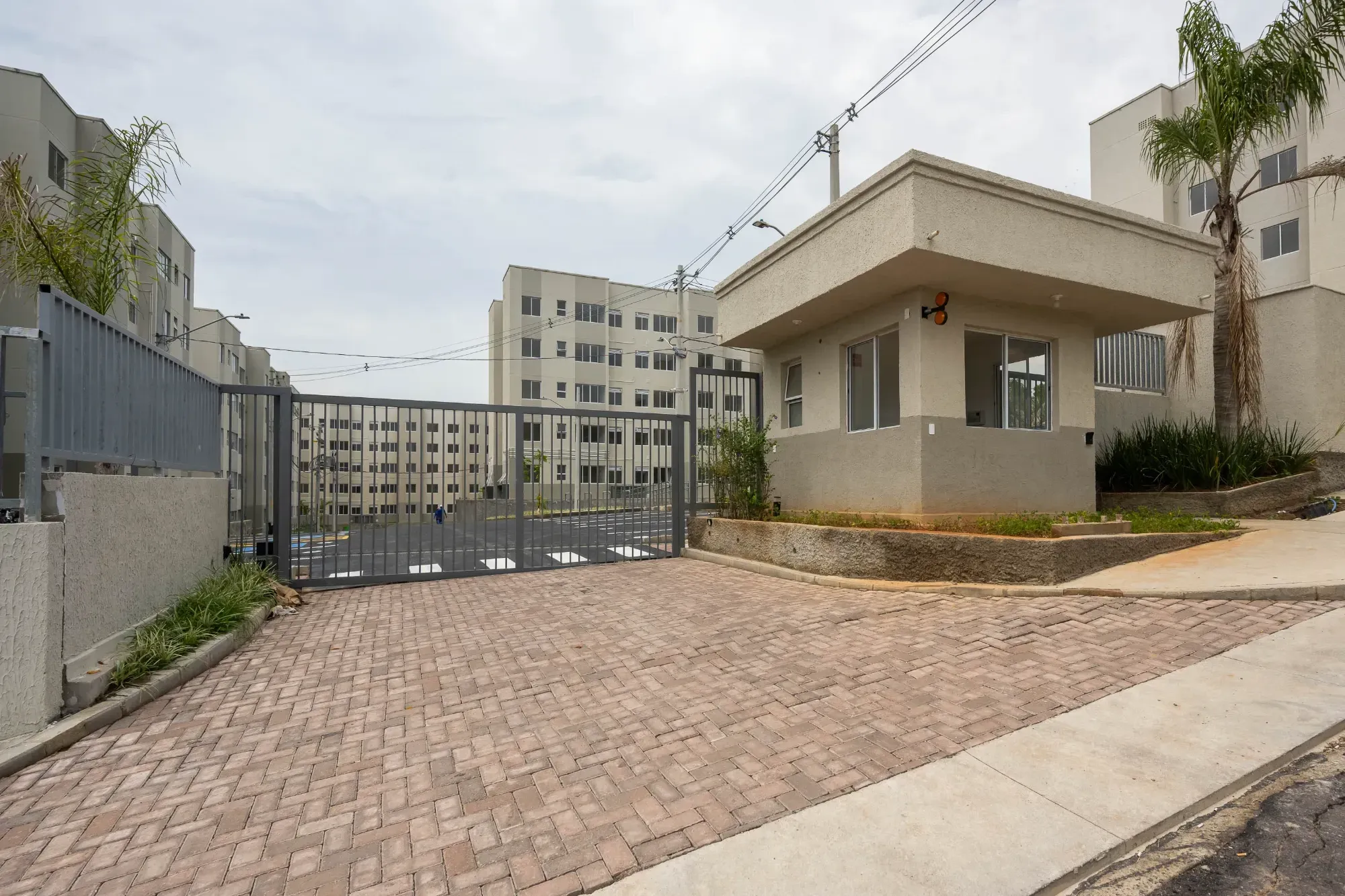 Imagem Apartamento com 2 Quartos à Venda, 41 m² em Realengo - Rio de Janeiro