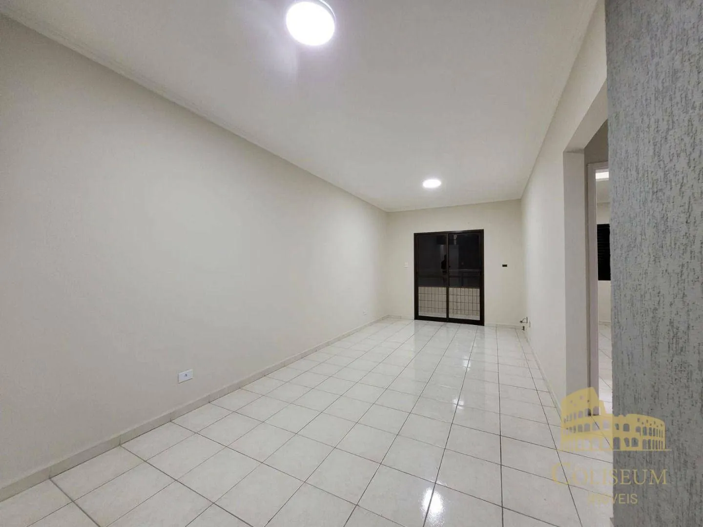 Imagem Apartamento com 2 dormitórios à venda, 83 m² por R$ 430.000,00 - Vila Assunção - Praia Grande/SP