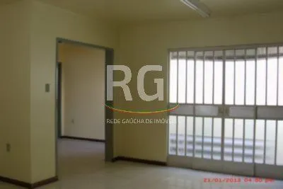 Imagem Casa para Venda - 180m², 3 dormitórios, sendo 1 suites, 3 vagas - Vila João Pessoa