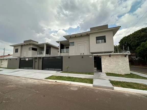 Imagem Sobrado no Villas Boas - Sofisticação e Conforto