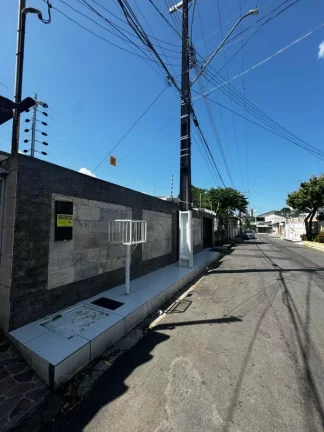 Imagem CASA RESIDENCIAL em MANAUS - AM, NOSSA SENHORA DAS GRAÇAS