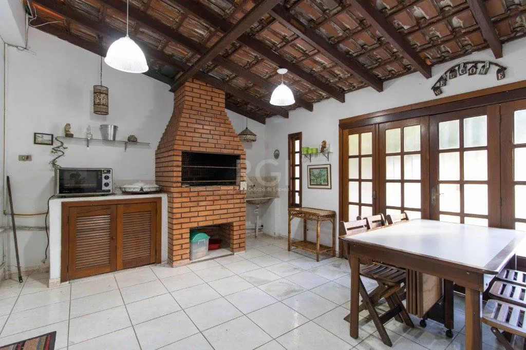 Imagem Casa Sobrado no bairro Cristo Redentor em Porto Alegre