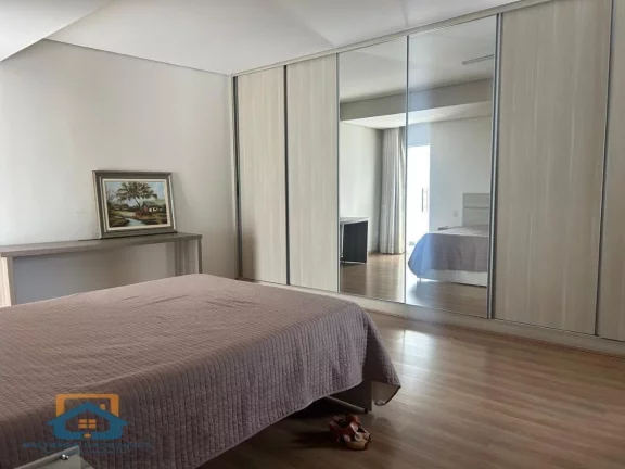 Imagem CASA COM TRES SUITES VILA CELESTE