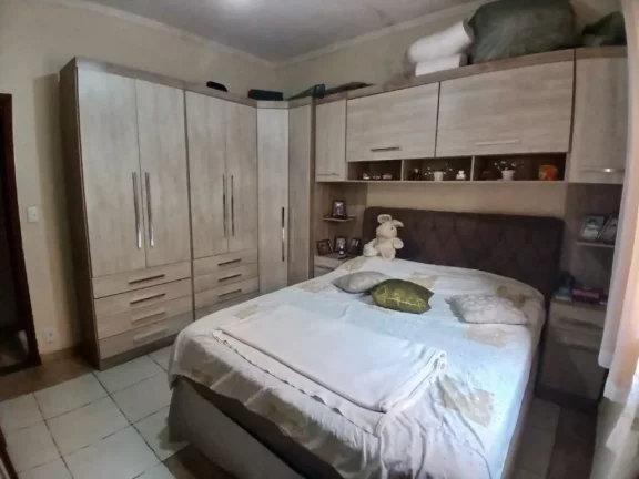 Imagem EXCELENTE OPORTUNIDADE!!! CASA NO MARACANÃ 3 DORMITÓRIOS 5 VAGAS!!!