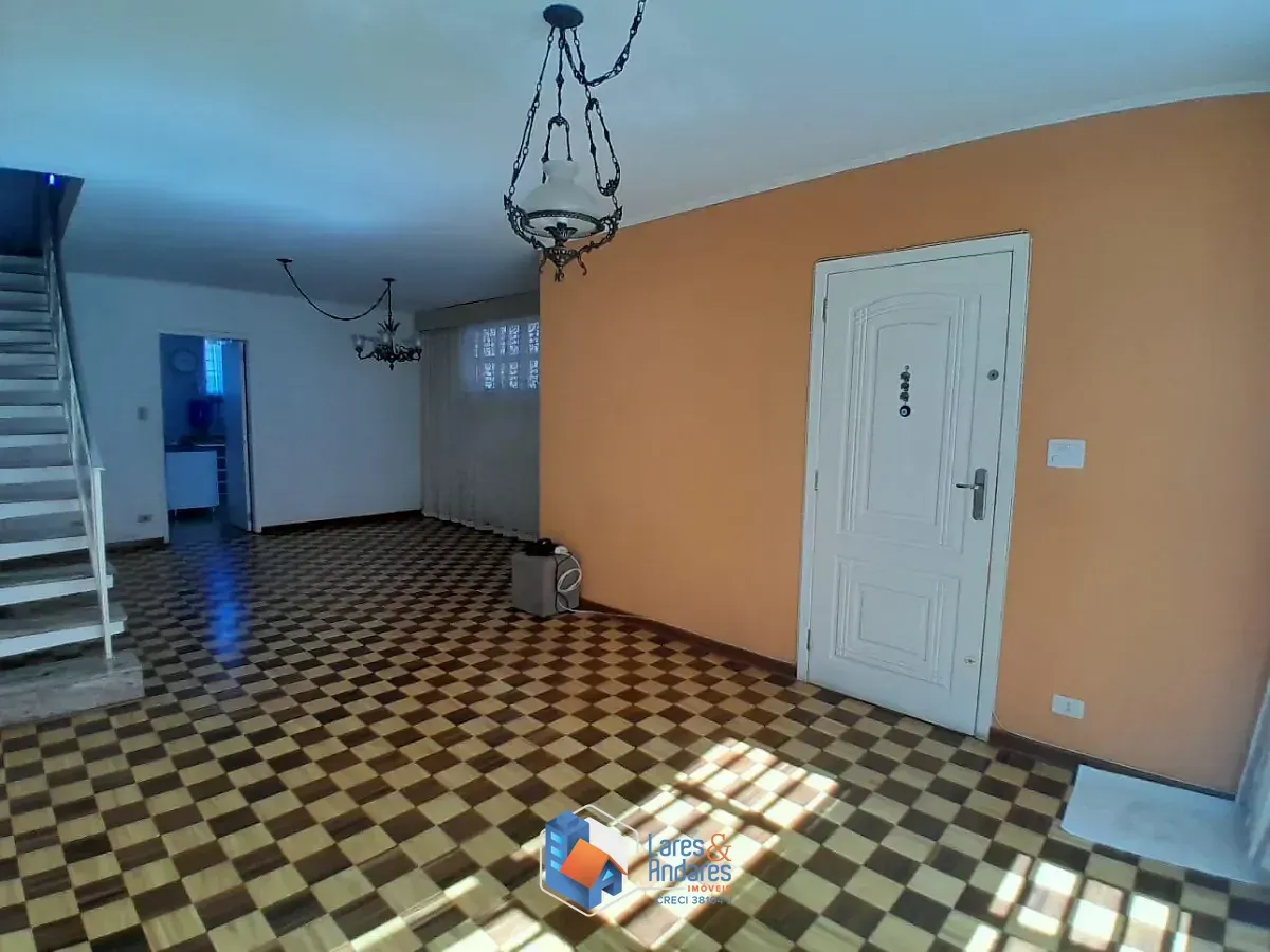 Imagem Sobrado para venda em Planalto Paulista com 3 quartos, sendo 1 suíte, 146m²
