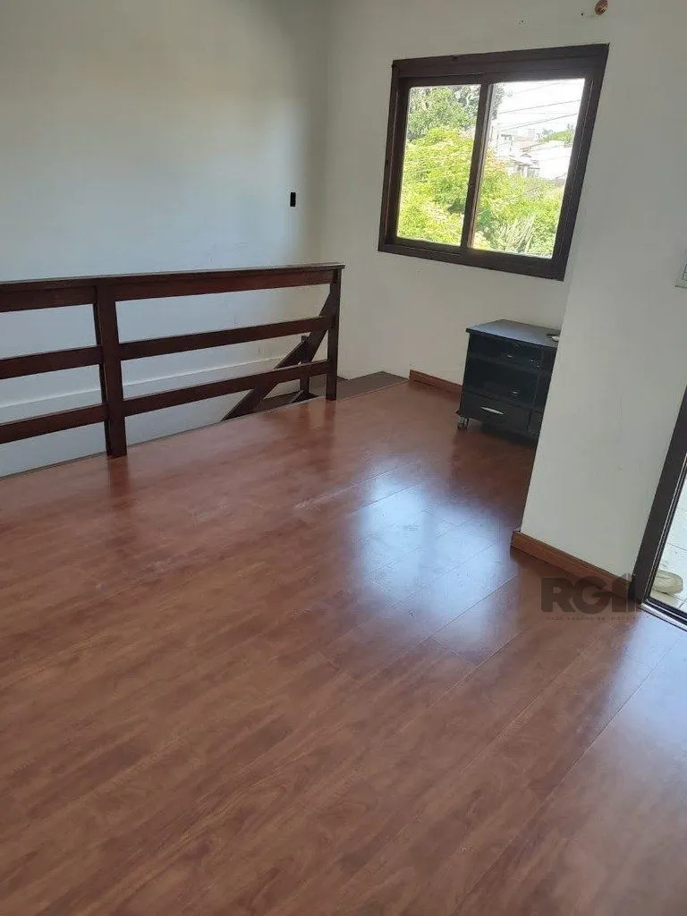Imagem Casa sobrado no Verdes Campos de 3 dormitórios e 4 vagas