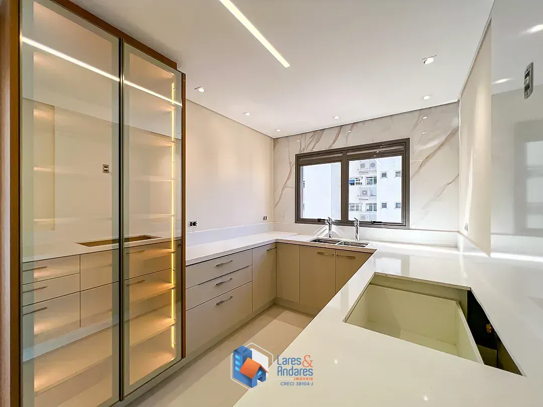 Imagem Apartamento para venda em Indianópolis com 3 quartos, sendo 2 suítes, 157m²