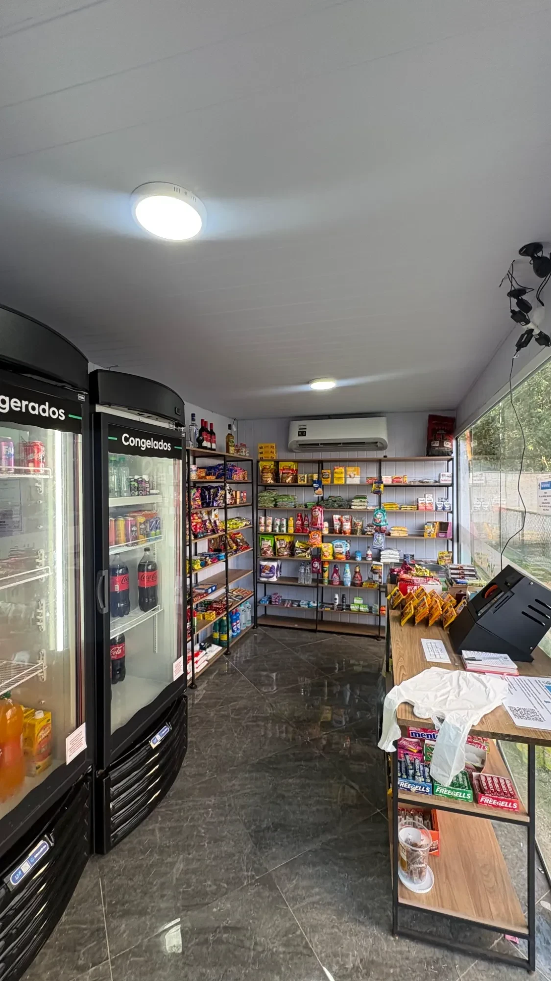 Imagem Apartamento com 2 Quartos à Venda, 45 m² em Santa Cruz - Rio de Janeiro