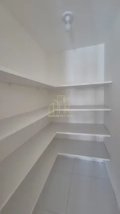 Imagem Apartamento de luxo à venda em Patamares, Salvador-BA: 4 quartos, 4 suítes, 3 salas, 5 banheiros, 3 vagas de garagem, 180m².