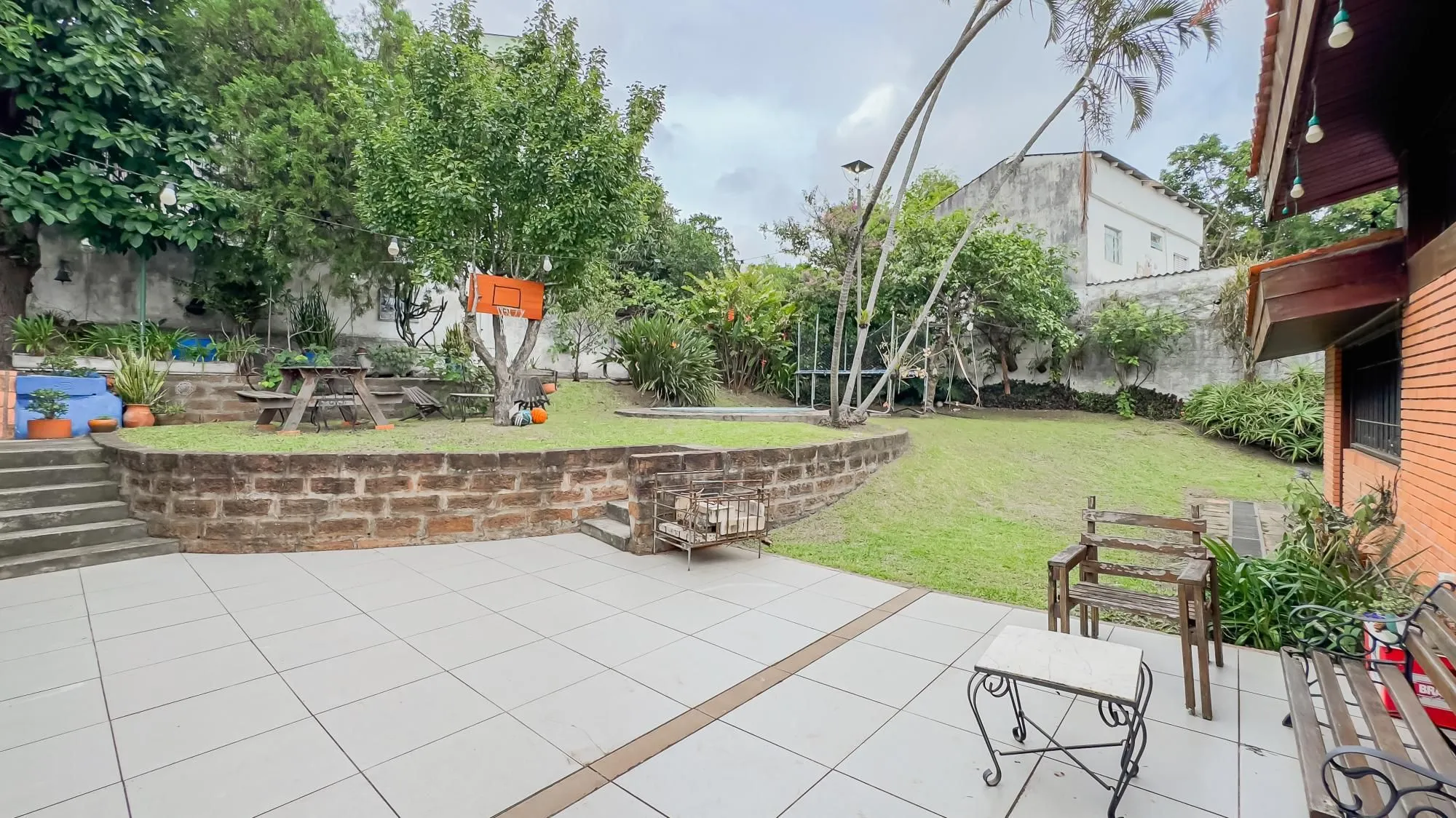Imagem Casa com 3 quartos e 313m² à venda em Chácara das Pedras, Porto Alegre. Rua Joao Paetzel, Chácara Das Pedras, Porto Alegre
