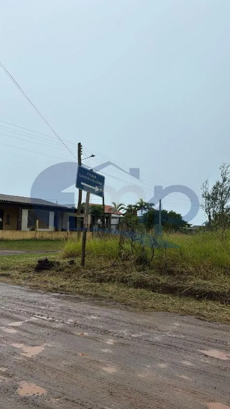 Foto do imóvel Terreno a venda com 300m² na Praia Santa Helena em Torres/RS