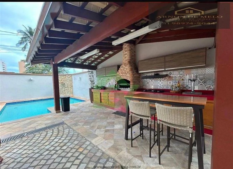 Imagem Casas no Litoral para venda em Caraguatatuba no bairro Indaiá