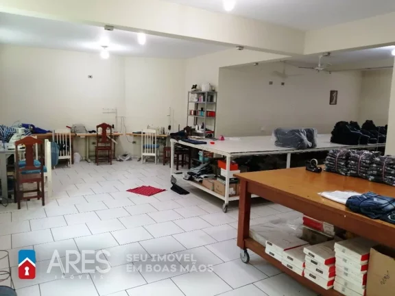 Imagem Casa com 3 dormitórios à venda, 395 m² por R$ 850.000,00 - Parque Novo Mundo - Americana/SP
