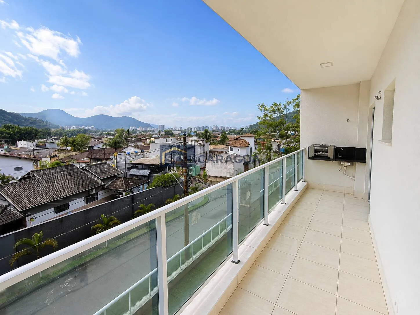 Imagem Apartamento para alugar no Ed Talhamar em Caraguatatuba - Piscina