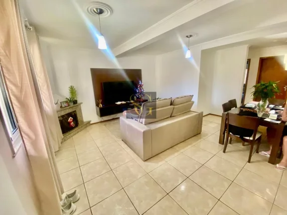 Imagem Casa para Venda em Teresópolis, Araras, 3 dormitórios, 2 suítes, 3 banheiros, 2 vagas