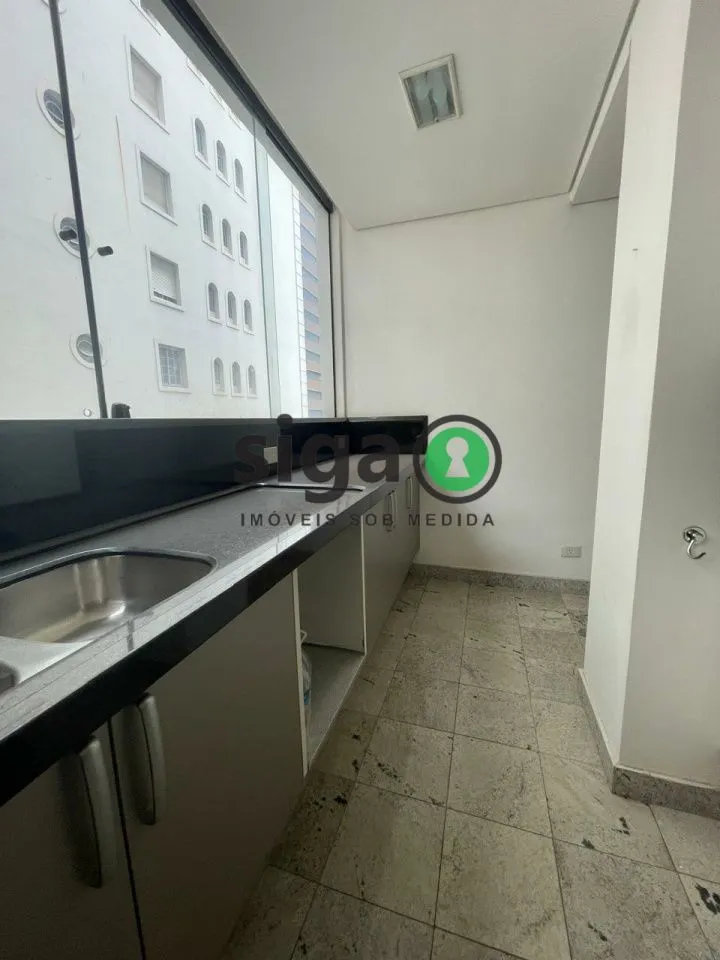 Imagem Apto com 204m², com 3 quartos, sendo 1 suite, 1 vaga, nos Jardins, SEM MOBILIA para LOCAÇÂO e VENDA
