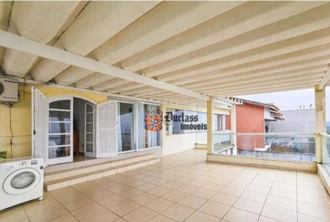 Imagem Casa com 5 dormitórios à venda, 300 m² por R$ 2.000.000,00 - Jardim Praiano - Guarujá/SP
