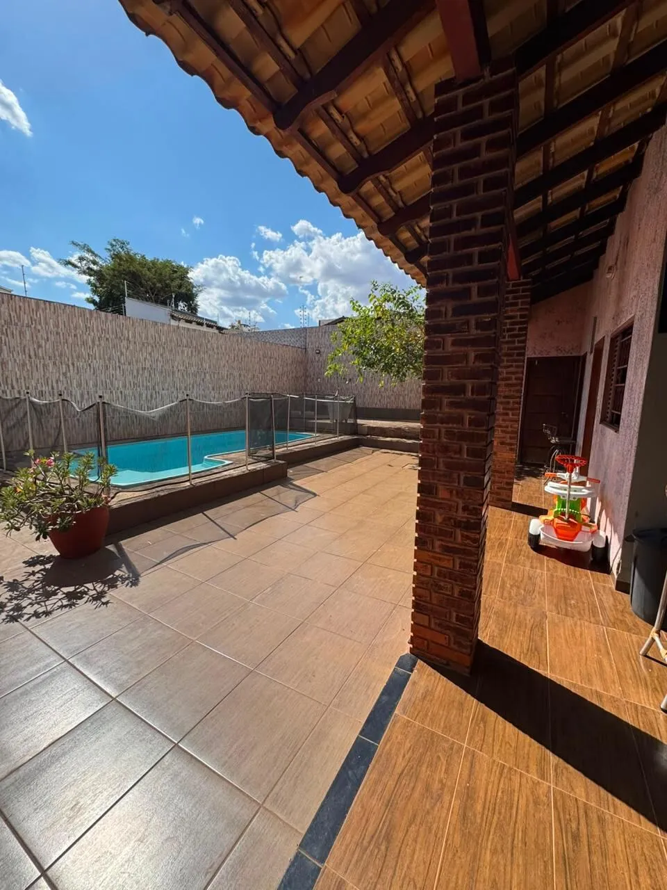 Foto do imóvel Bonita casa/sobrado IBanheiro externo + 2 edículas I Bairro Santa Cruz II em Rua Dois