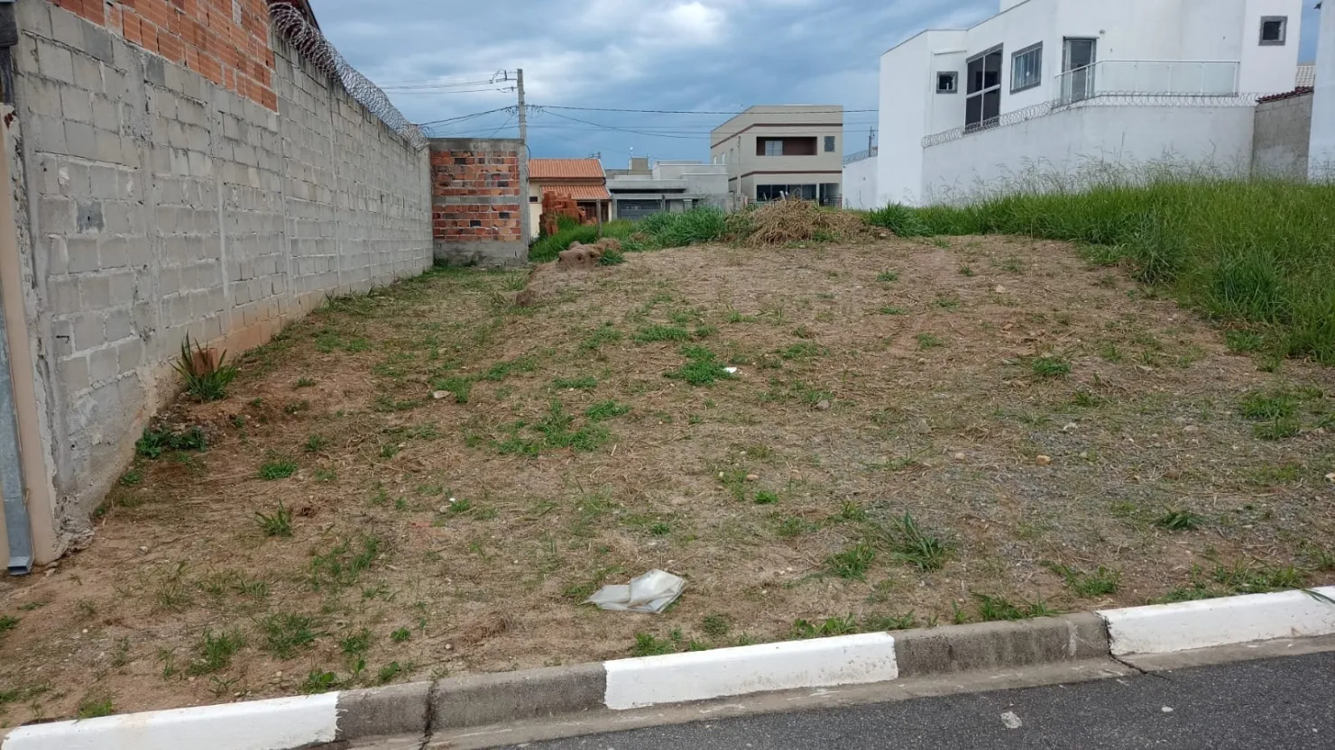 Imagem Terreno à venda 176M², Loteamento Residencial e Comercial Flamboyant, Pindamonhangaba - SP
