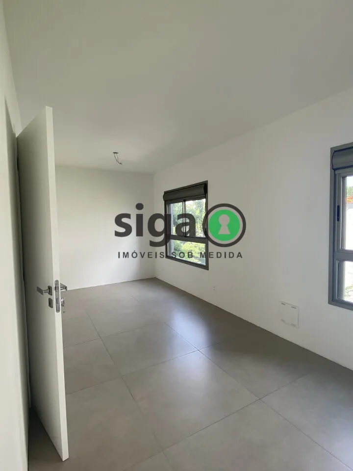 Imagem Apartamento pronto para mudar com Piso a Poucos Passos do Parque Ibirapuera | 3 Suítes e 3 Vagas