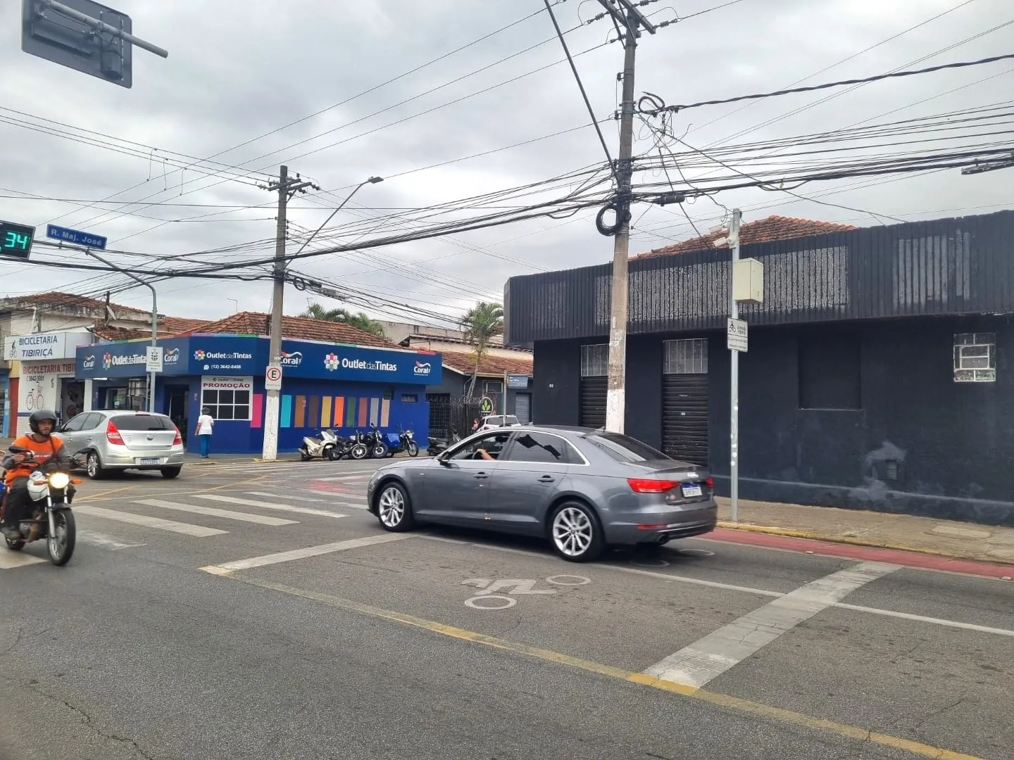 Foto do imóvel Ponto comercial para Venda, Centro, Pindamonhangaba, SP