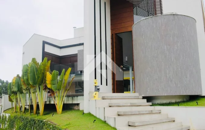 Imagem Casa de Condomínio em Residencial Tambore - Barueri