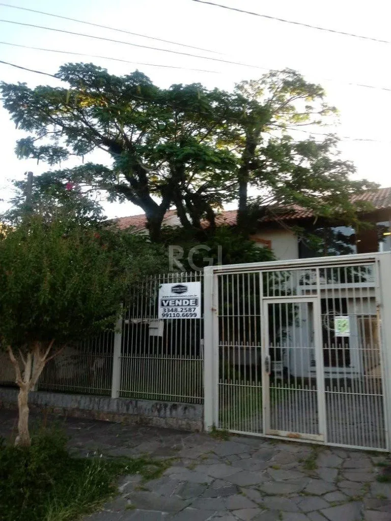 Imagem Casa para Venda - 300m², 3 dormitórios, sendo 1 suites, 5 vagas - Jardim Itu