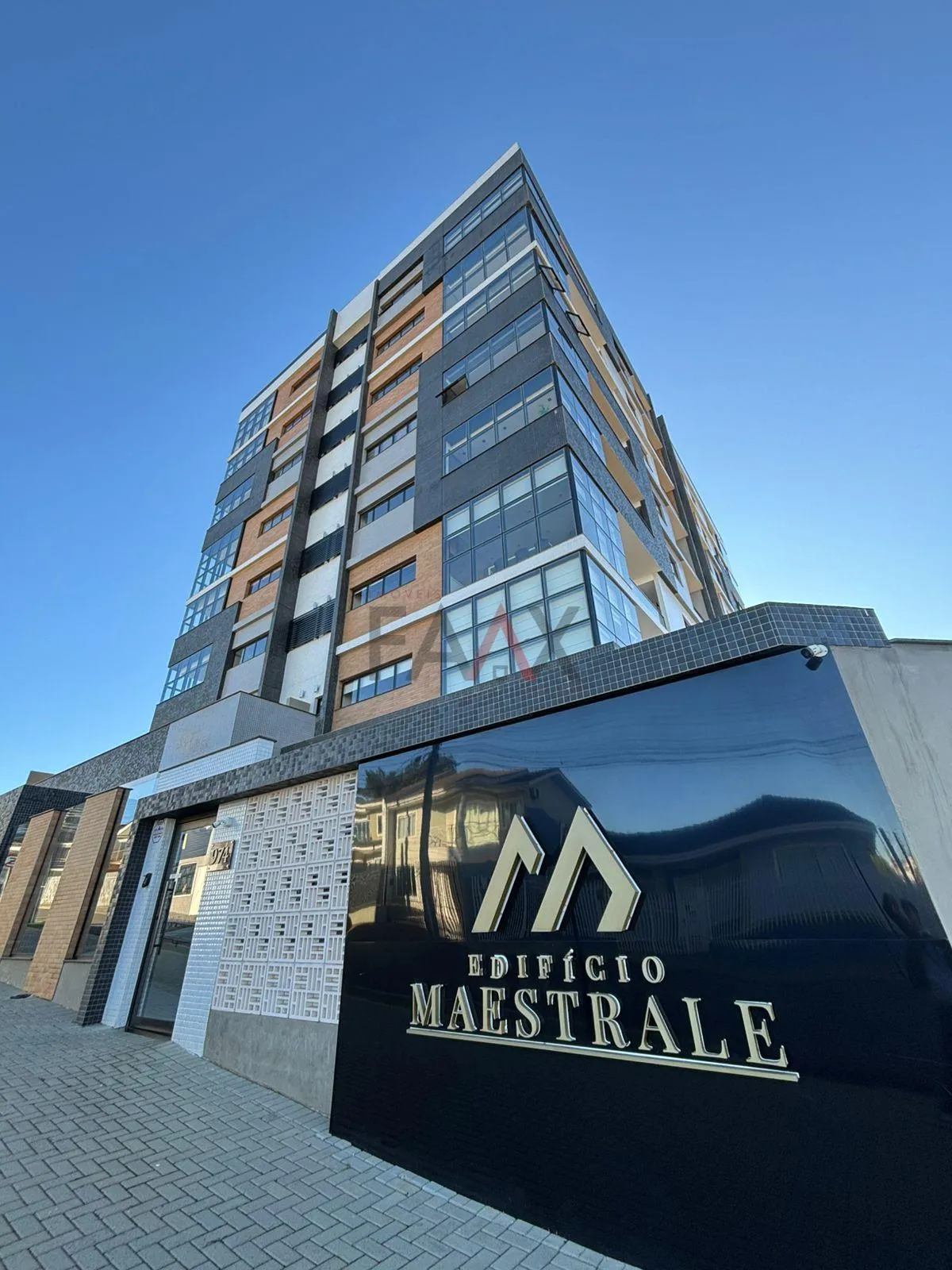 Foto do imóvel Apartamento venda Maestrale com Suíte e Área Gourmet no Bairro Santana