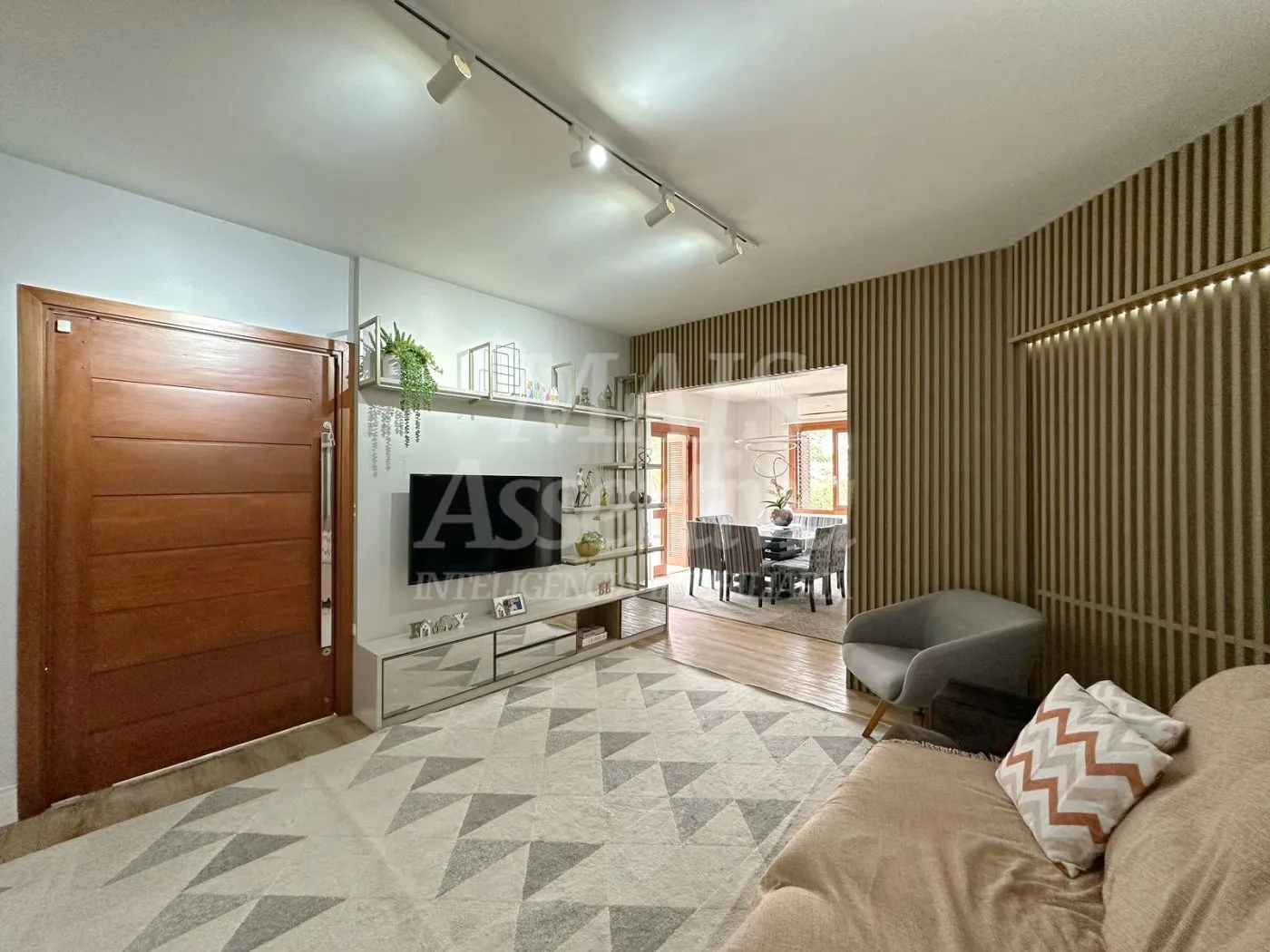 Imagem Casa mobiliada para venda, 3 dormitórios - bairro Floresta em Estancia Velha