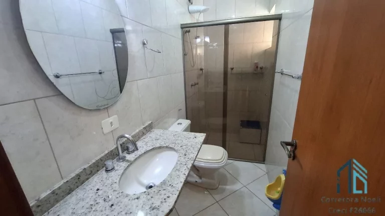 Imagem Sobrado em condomínio, Semi mobiliado 03 quartos c/suíte, closet, no Uberaba em Curitiba PR