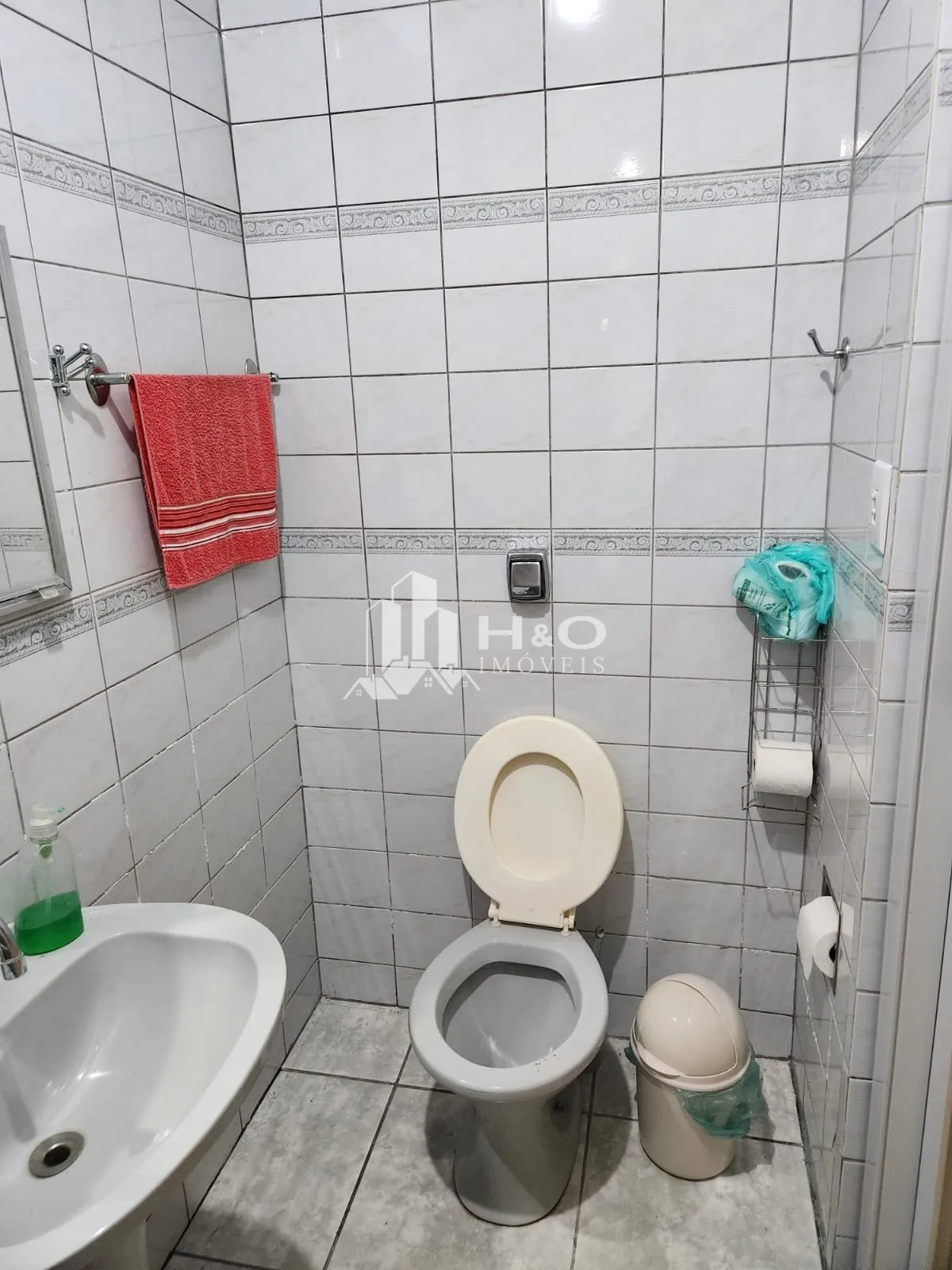 Imagem Casa Térrea com 140m² à Venda na Vila Carmosina - Espaço, Conforto e Excelente Localização!