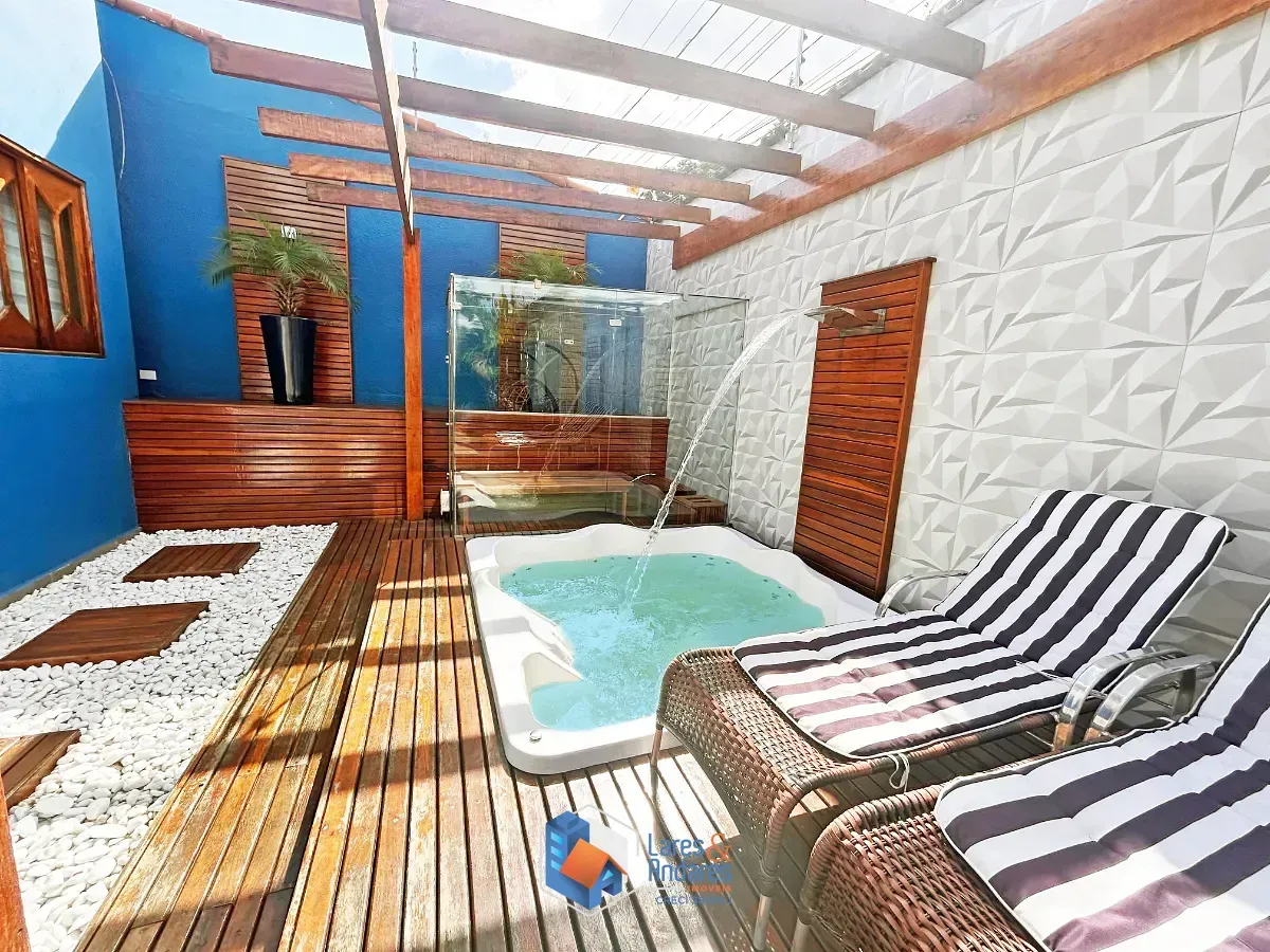 Foto do imóvel Sobrado para venda em Jardim Nossa Senhora do Carmo com 4 quartos, sendo 2 suítes, 328m² em Rua Vitoriano dos Anjos