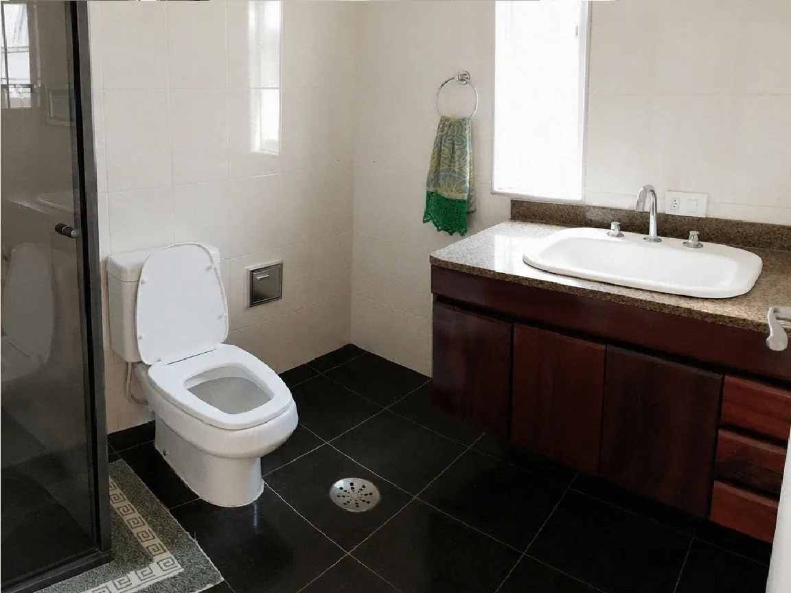 Imagem Apartamento para Locação em São Paulo, Jardim Santa Emília, 2 dormitórios, 1 banheiro, 1 vaga