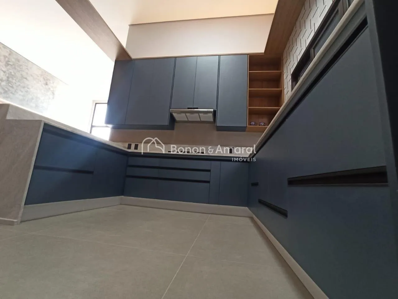Imagem LINDÍSSIMA CASA EM CONDOMÍNIO