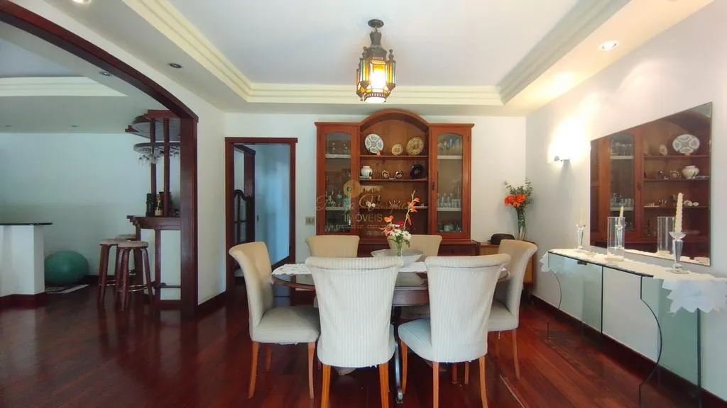 Imagem Casa para Venda em Teresópolis / RJ no bairro Golfe