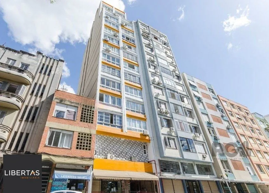 Imagem Loft com 1 quarto e 43m² à venda em Centro Histórico, Porto Alegre.