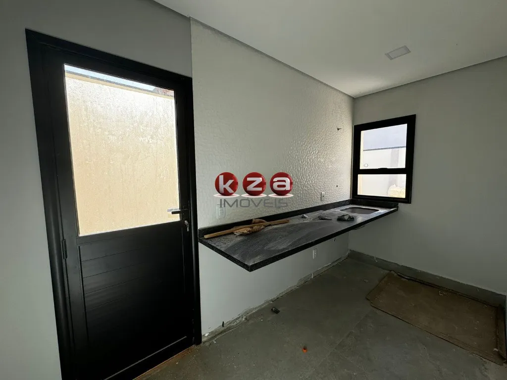 Imagem Casa de luxo para venda e locação em condomínio exclusivo de Valinhos-SP: 4 suítes, 3 salas, 6 banheiros, 4 vagas de garagem, 483m².
