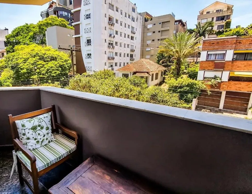 Imagem Vende-se apartamento com 3 quartos (1 suíte), 2 sacadas com churrasqueira, 132m² e 2 vagas - Auxiliadora