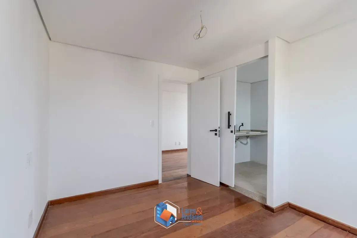 Imagem Cobertura para venda em Nova Piraju com 2 quartos, sendo 1 suíte, 114m²