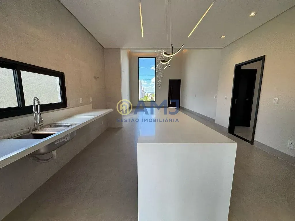 Imagem Venda de Casa de Alto Padrão no Terras Alpha 1 - Senador Canedo