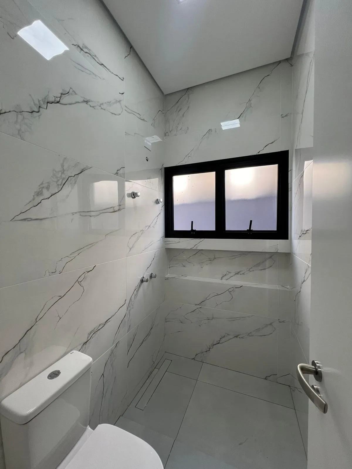 Imagem Casa Terra para venda - Localizada no Condomínio Villa Verona!