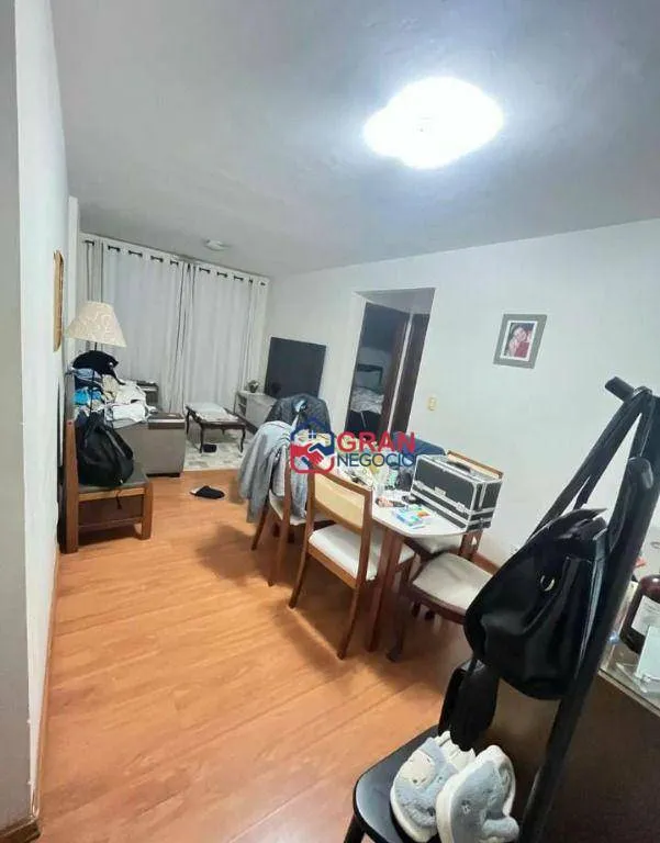 Imagem Apartamento com 2 dormitórios à venda - Novo Mundo - Curitiba/PR